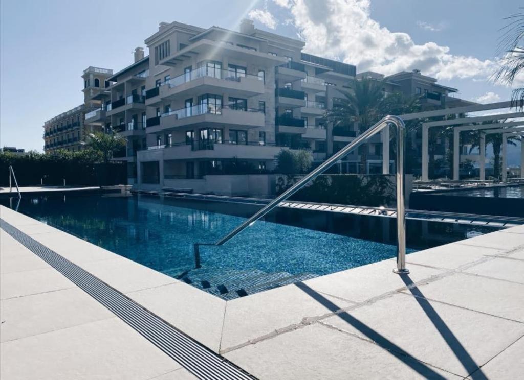 Porto Montenegro Luxury 1 Bedroom Apartment 蒂瓦特 外观 照片